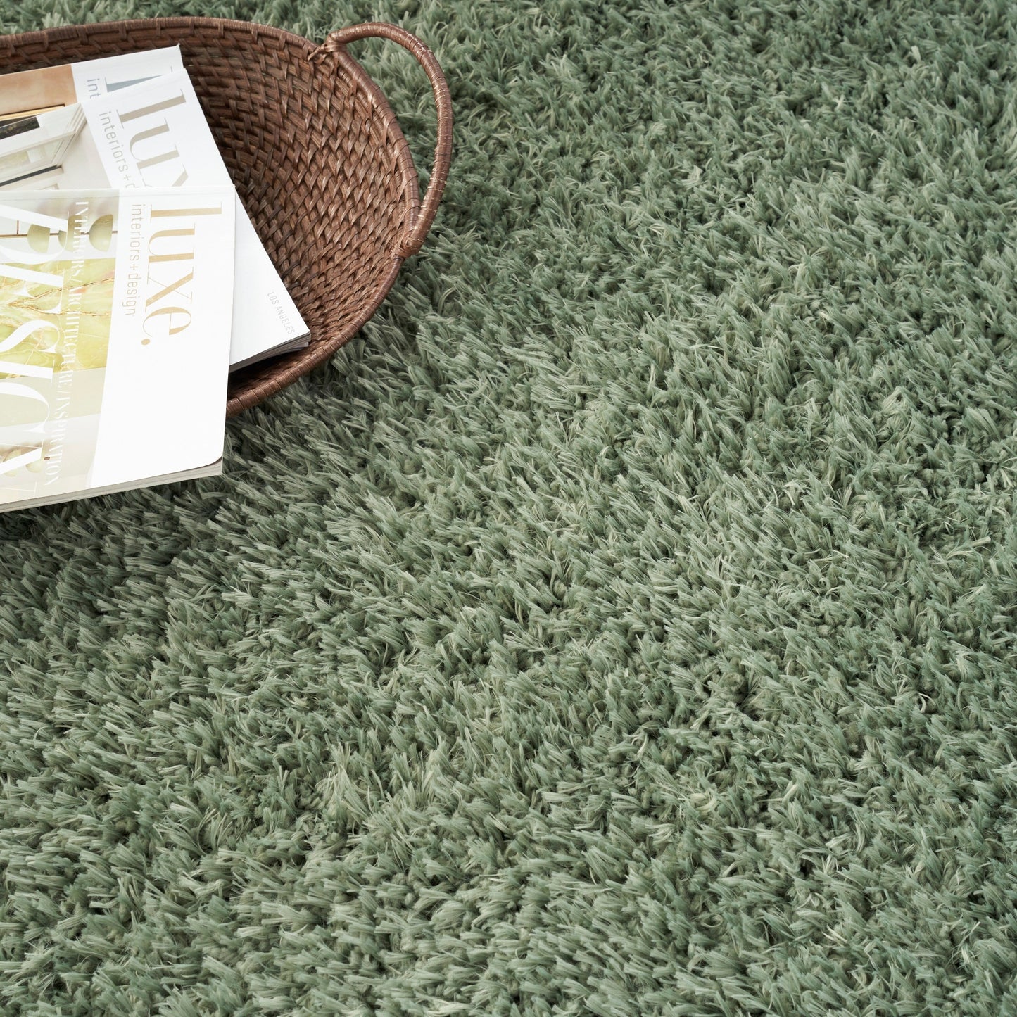 Nourison Lush Shag Moderner, massiver Shag-Teppich