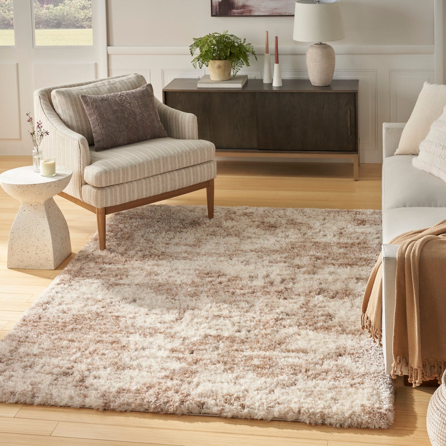 Nourison Luxuriöser Shag Abstract Glam Ultra Plüsch-Teppich