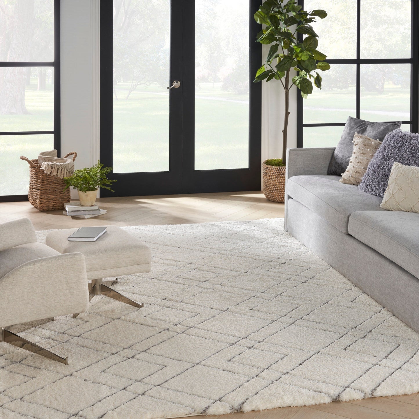 Nourison Luxuriöser Shag Ultra Plüschflor Abstrakter Geometrischer Flächenteppich
