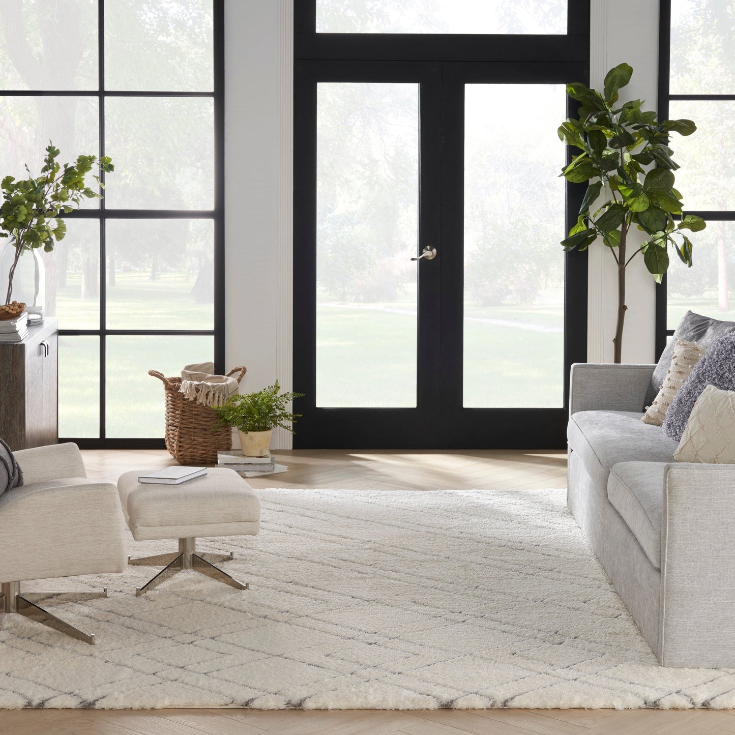 Nourison Luxuriöser Shag Ultra Plüschflor Abstrakter Geometrischer Flächenteppich