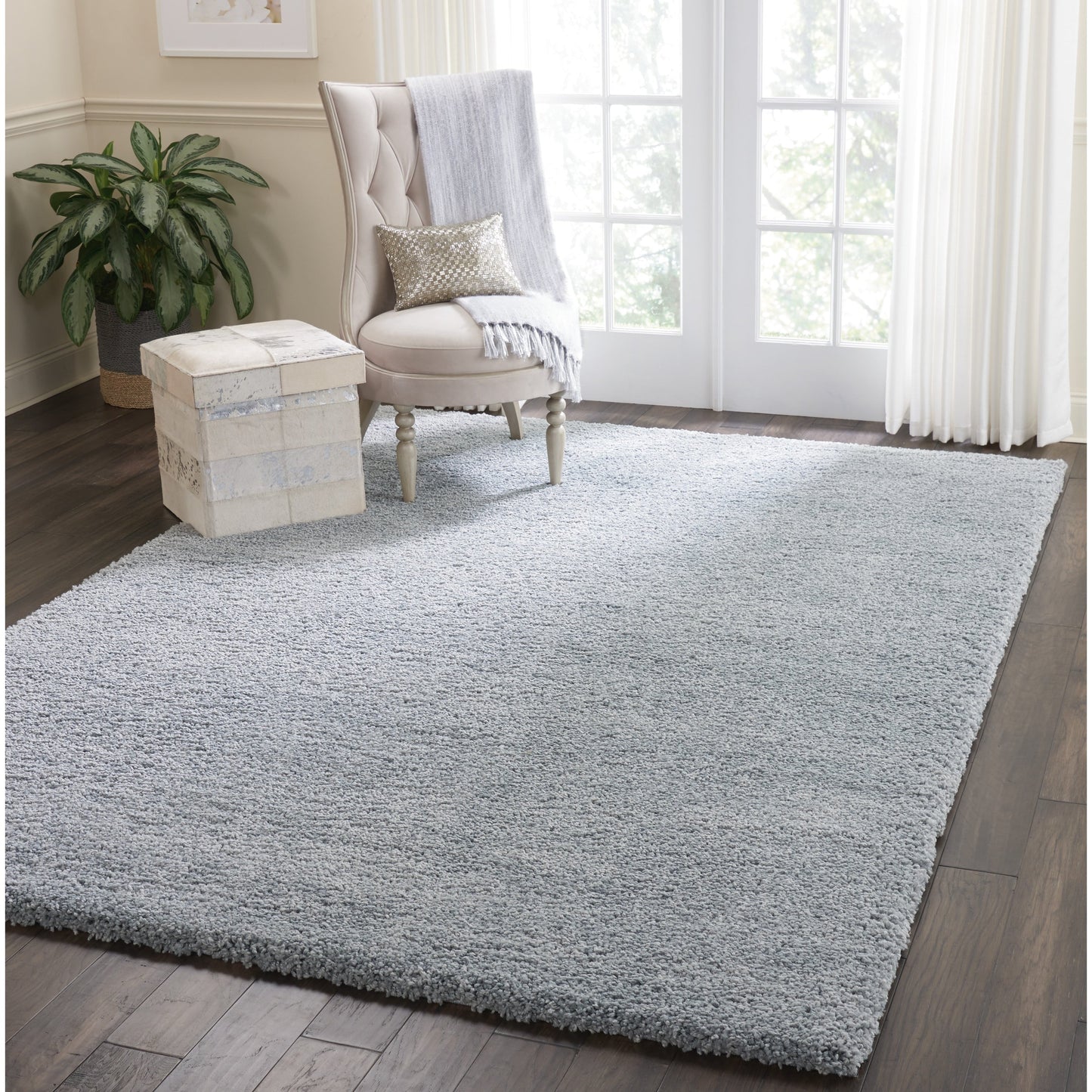 Nourison Malibu Shag Moderner Plüsch-Teppich in fester Ausführung