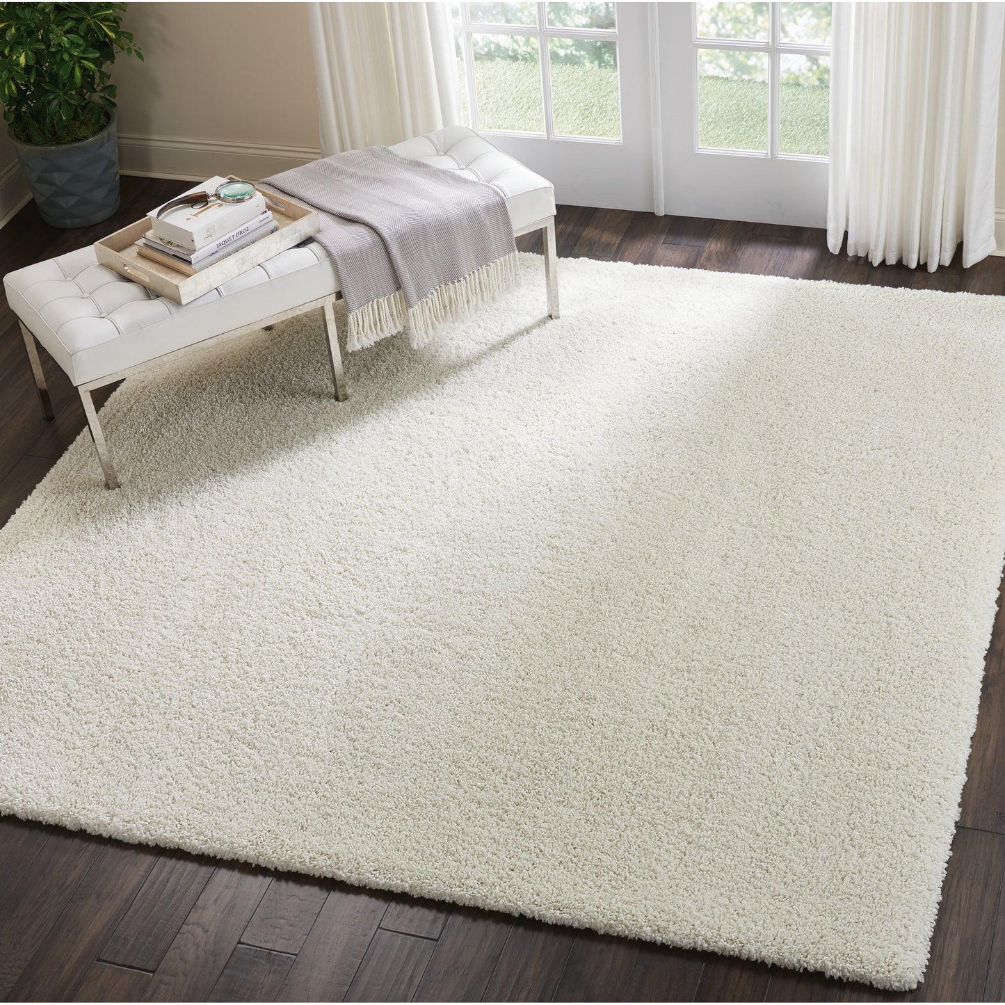 Nourison Malibu Shag Moderner Plüsch-Teppich in fester Ausführung