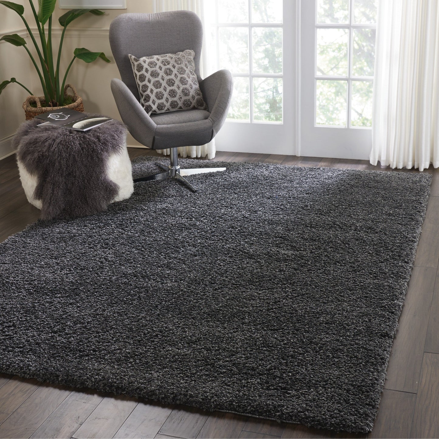 Nourison Malibu Shag Moderner Plüsch-Teppich in fester Ausführung