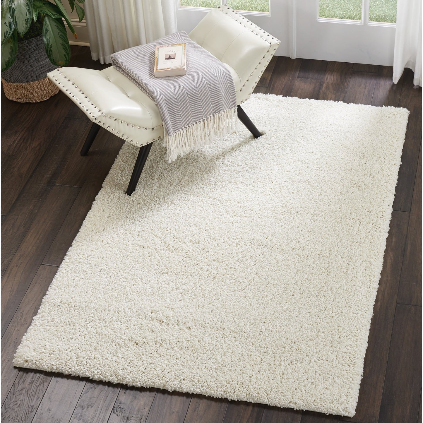 Nourison Malibu Shag Moderner Plüsch-Teppich in fester Ausführung