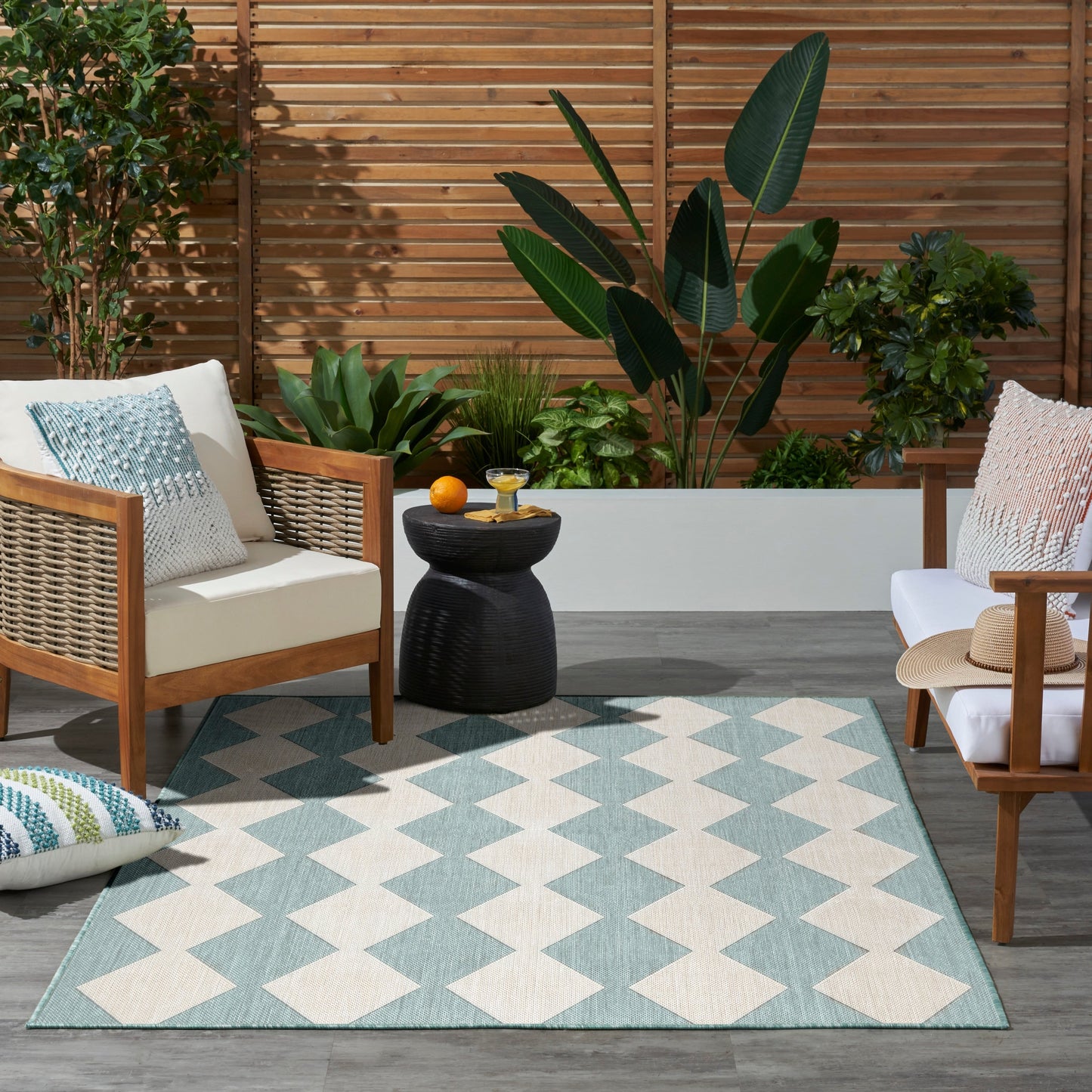 Nourison Positano Geometrischer Teppich für drinnen und draußen