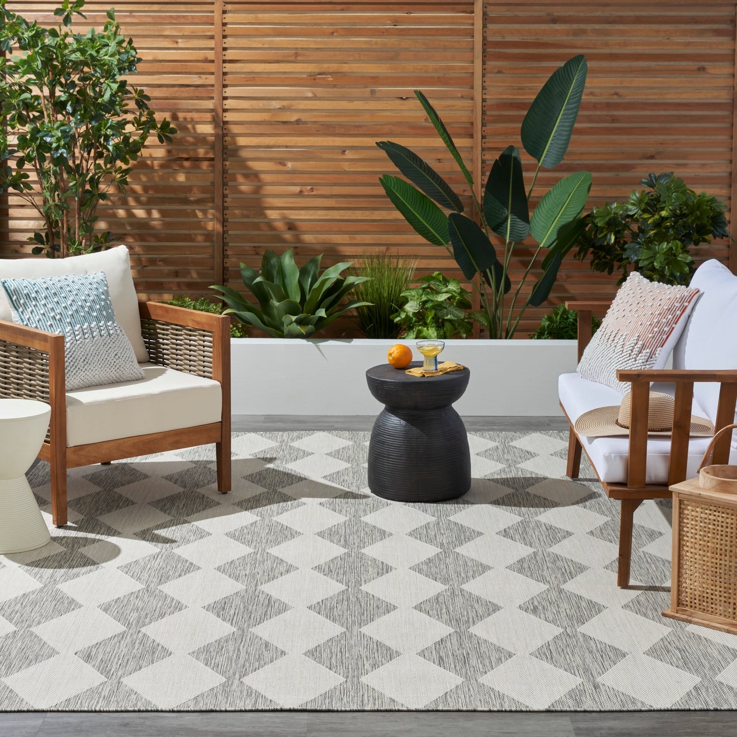 Nourison Positano Geometrischer Teppich für drinnen und draußen