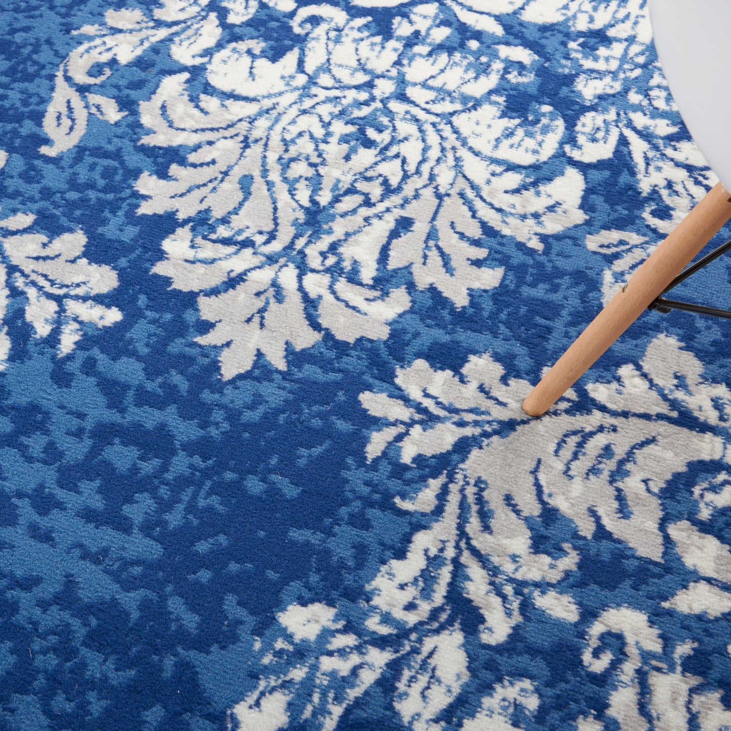 Nourison Whimsicle French Country Botanical Elfenbein-Marine-Teppich