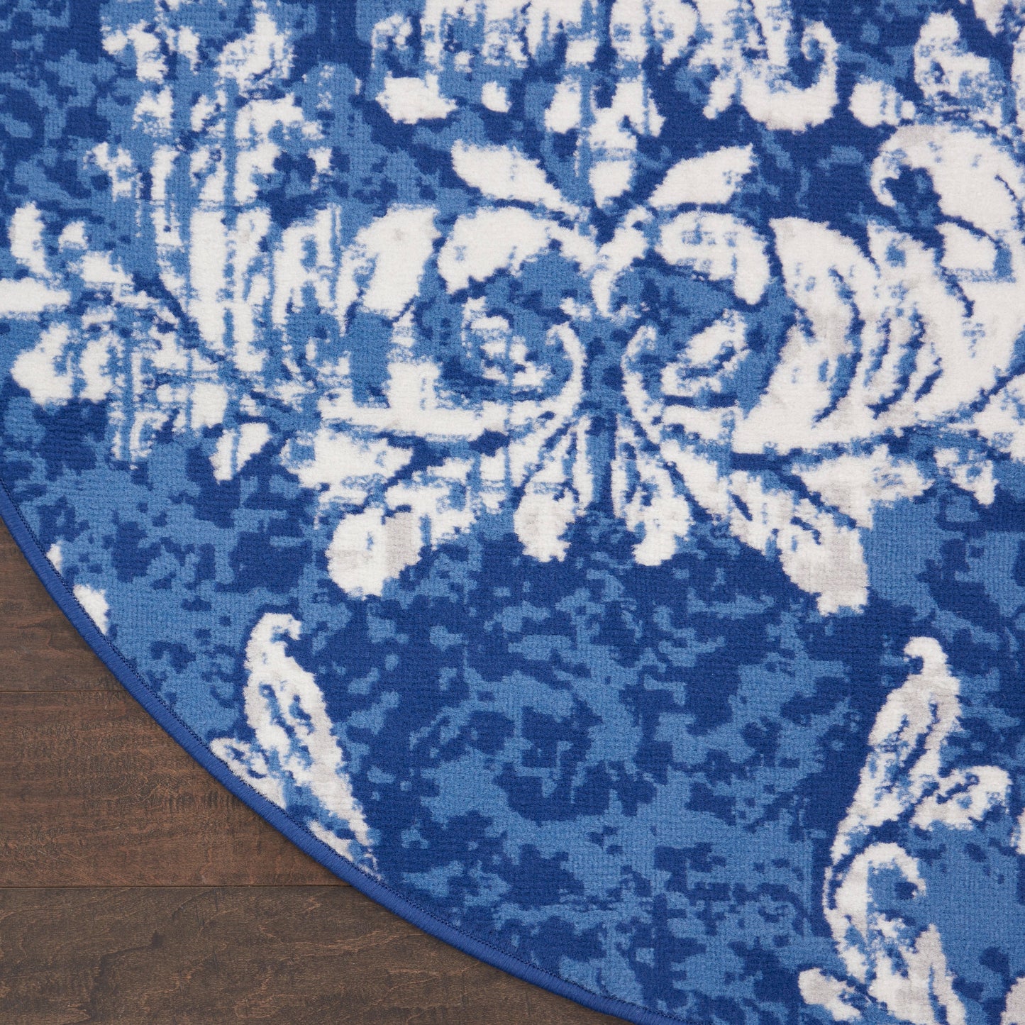 Nourison Whimsicle French Country Botanical Elfenbein-Marine-Teppich