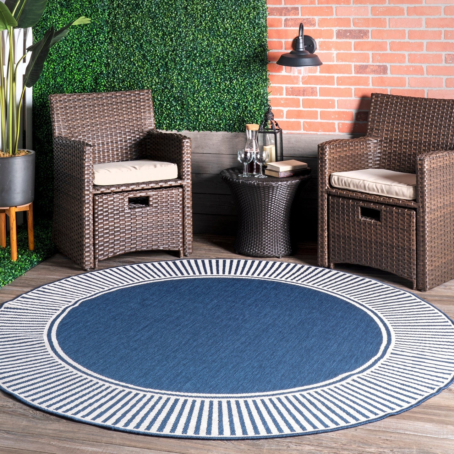 Nuloom Leah Classic Bordered Indoor/Outdoor-Teppich
