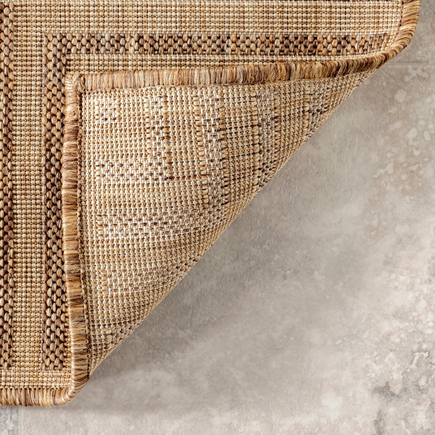 Nuloom Leah Classic Bordered Indoor/Outdoor-Teppich