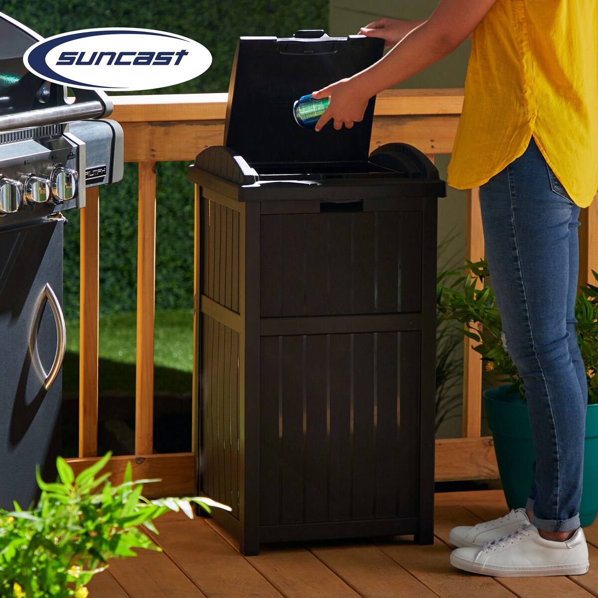 Suncast 30 Gallon Hideaway Mülleimer für den Außenbereich, Cyberspace