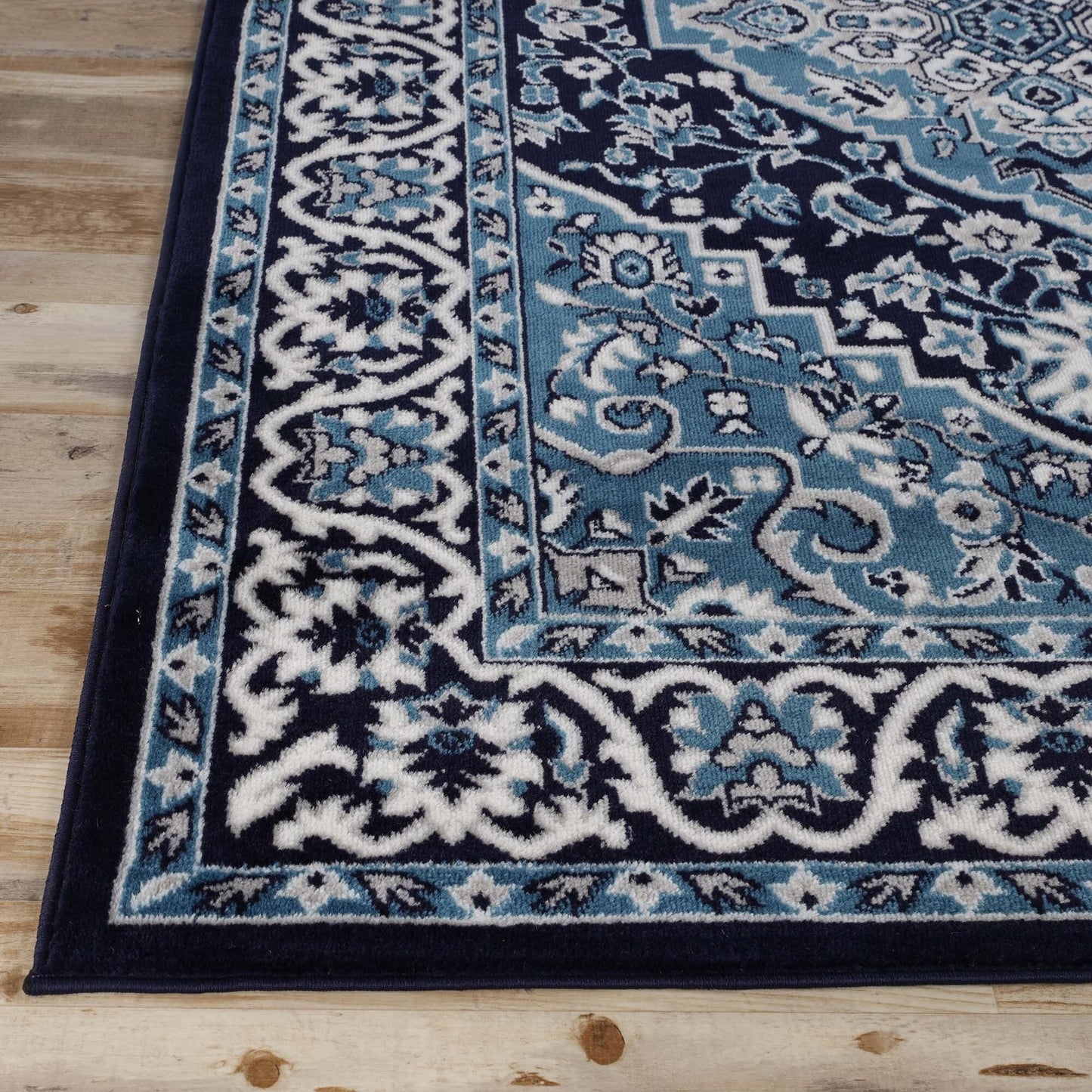 Hochwertiger Teppich Glendale mit Blumenmedaillon für den Innenbereich