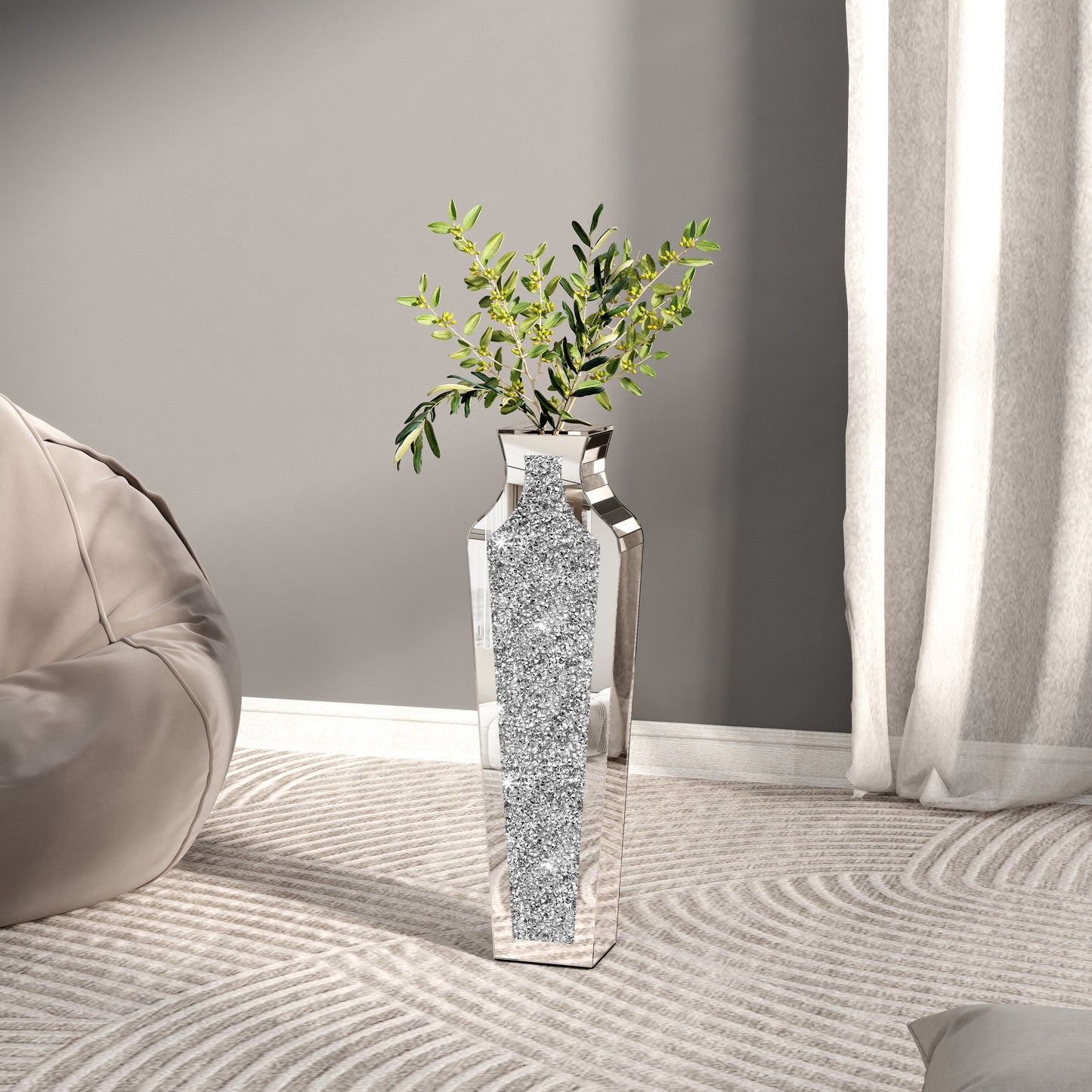Hohe Bodenvase aus zerkleinerten Diamanten