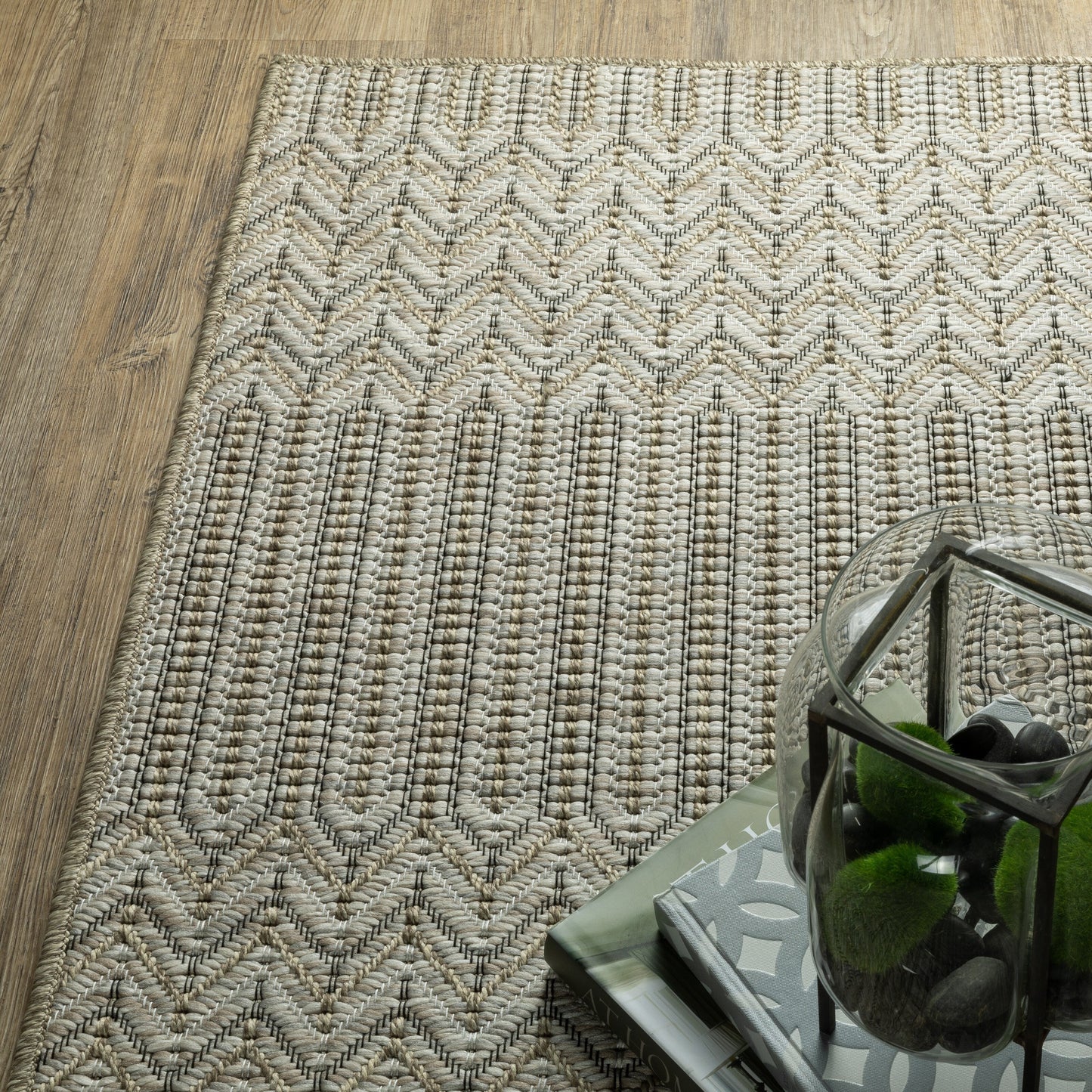 Vista Home Tangelo Geometrischer Ultimate Performance-Teppich in Hellbraun/Schwarz