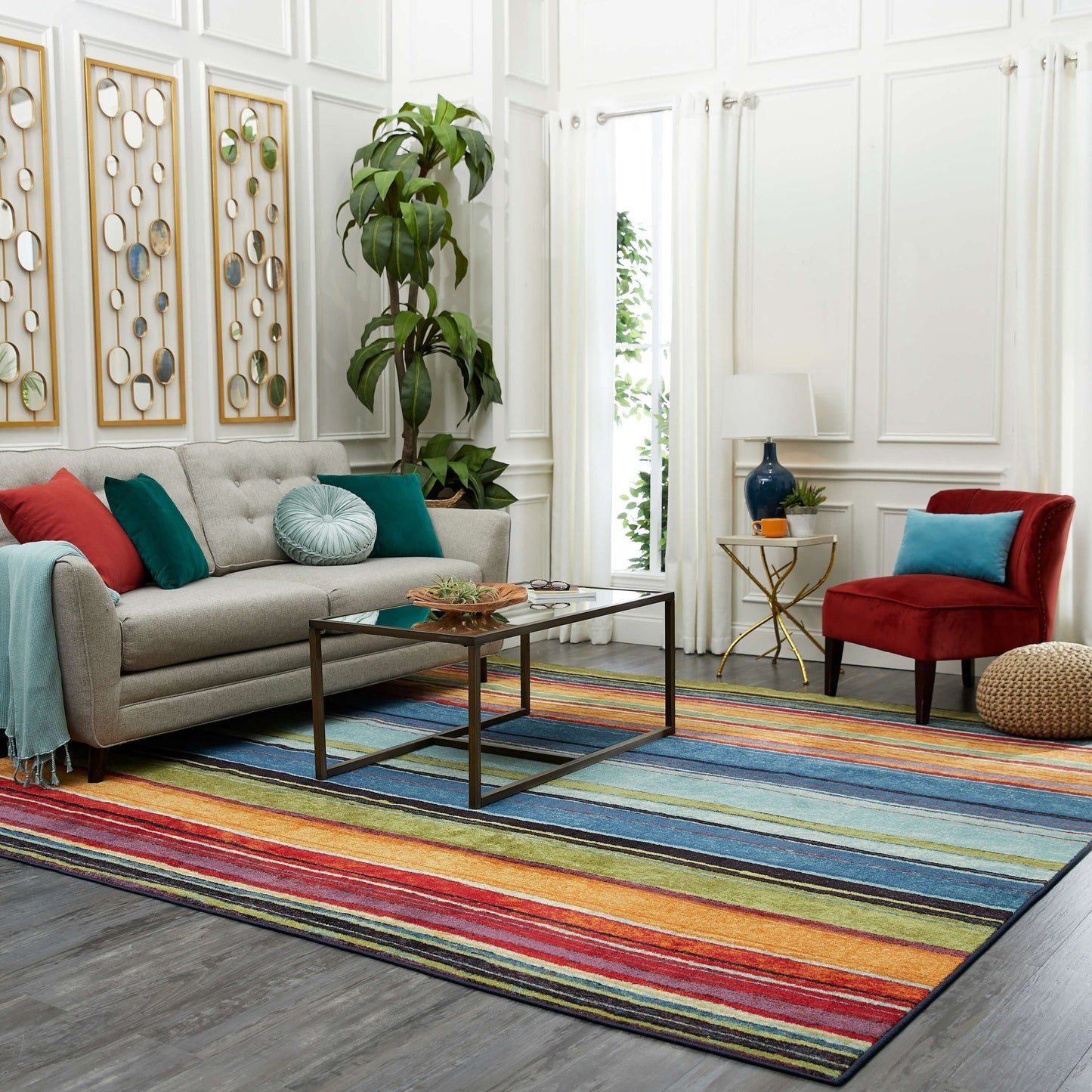 The Curated Nomad Sultan Mehrfarbig gestreifter Boho-Teppich