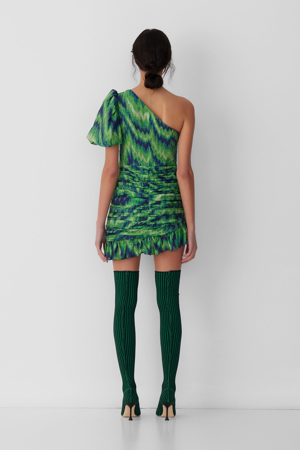 Asymmetrisches Minikleid „Seren“ – Regenwald