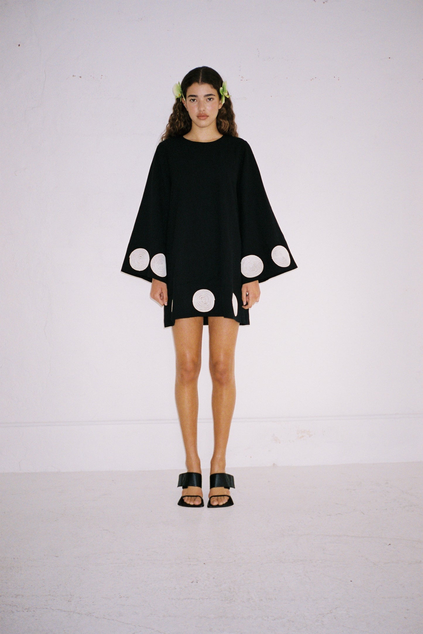 Filipa besticktes Minikleid – Noir