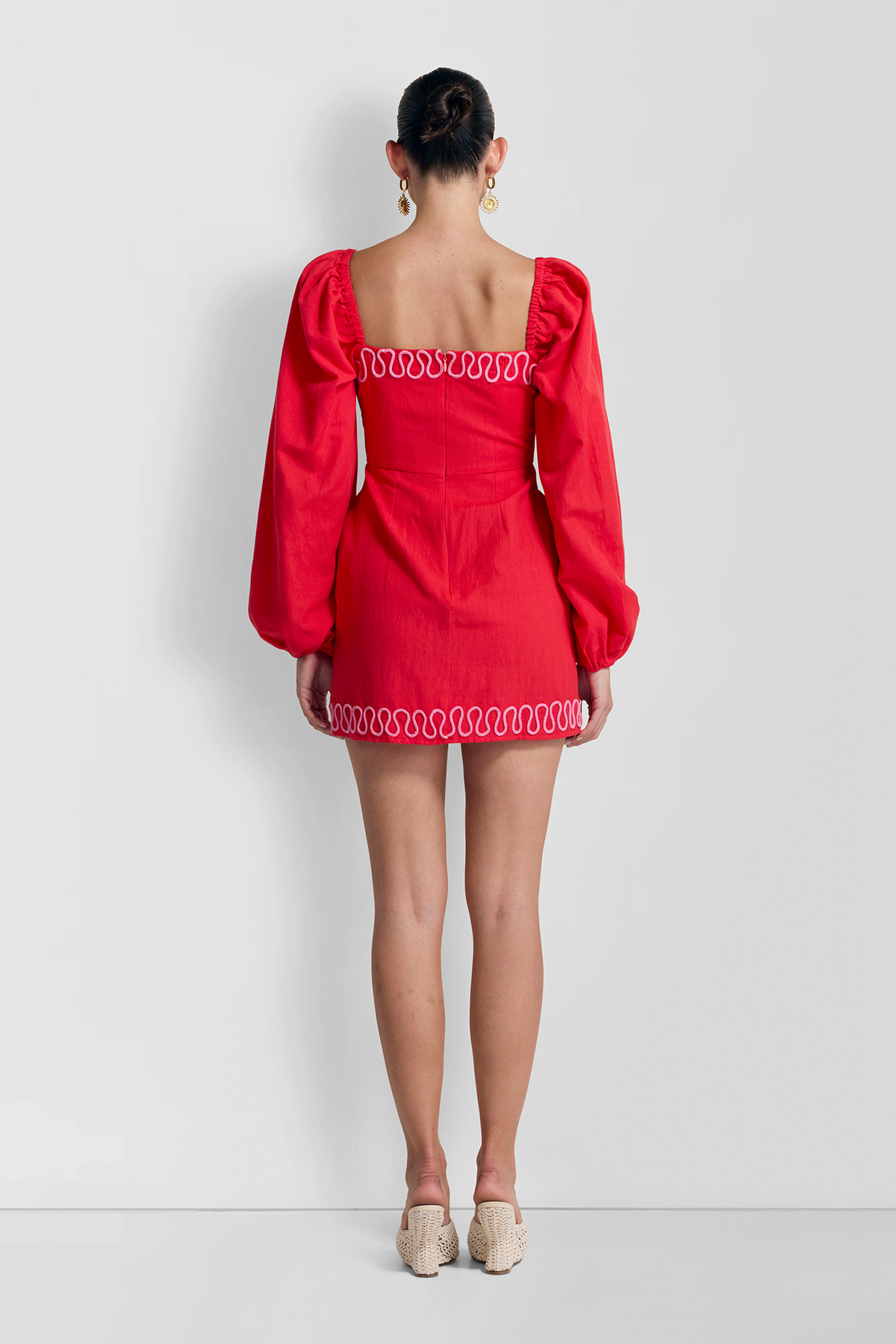 Carmensita besticktes Minikleid – Rojo