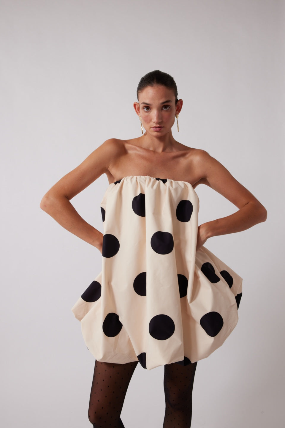 Gaia Bubble Dress - Cremefarben gepunktet