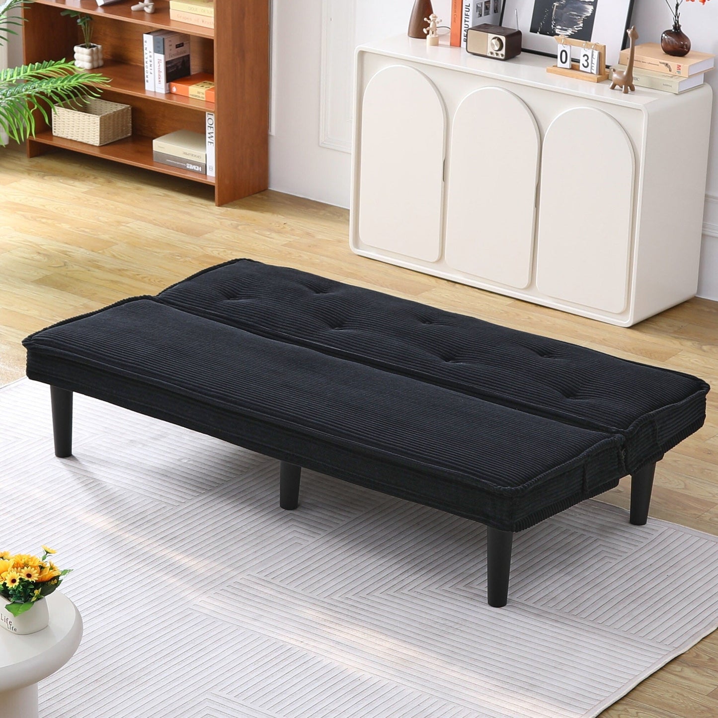 This 66-inch corduroy sofa bed can flexibly adapt to the living room, apartment and bedroom