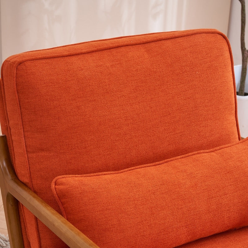Gepolsterter Akzentstuhl im Mid-Century-Modern-Stil