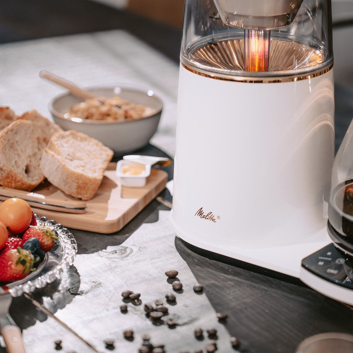 Vision 12-Tassen-Luxus-Filterkaffeemaschine mit drehbarem Armaturenbrett