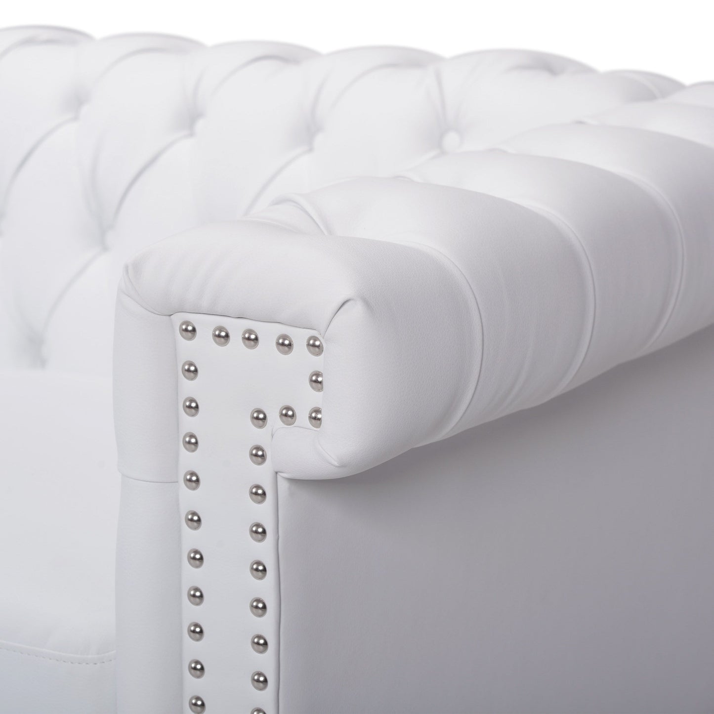 White Chesterfield 3-seater Sofa with Button Tufting and Nailheads
