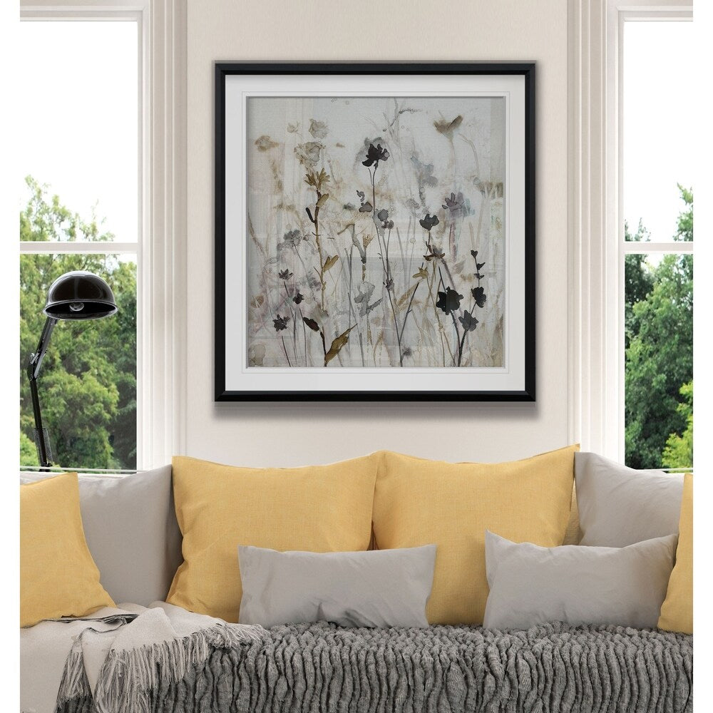 Wildflower Mist I - Individuell gerahmter Druck - blau, weiß, grau, gelb, grün, silber, gold