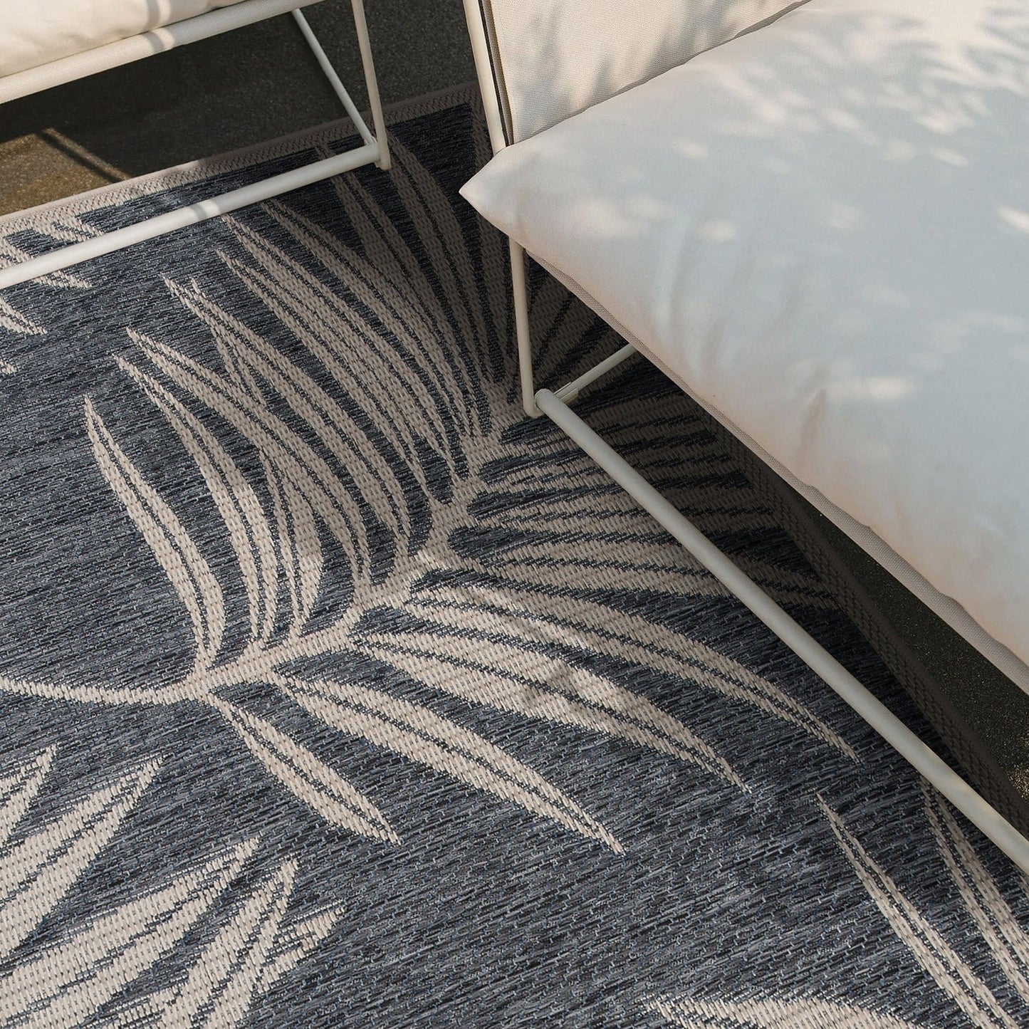 World Rug Gallery – Moderner Teppich für drinnen und draußen mit Blumenmuster