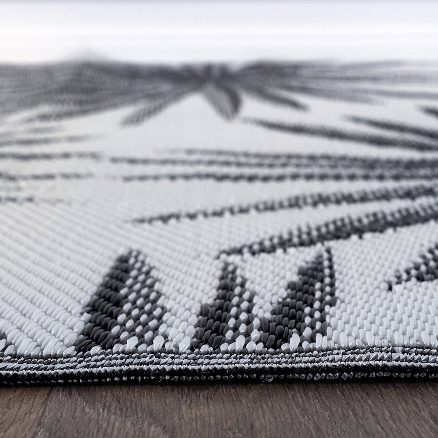 World Rug Gallery – Wendbare Outdoor-Teppiche aus recyceltem Kunststoff mit Blumenmuster und tropischem Muster