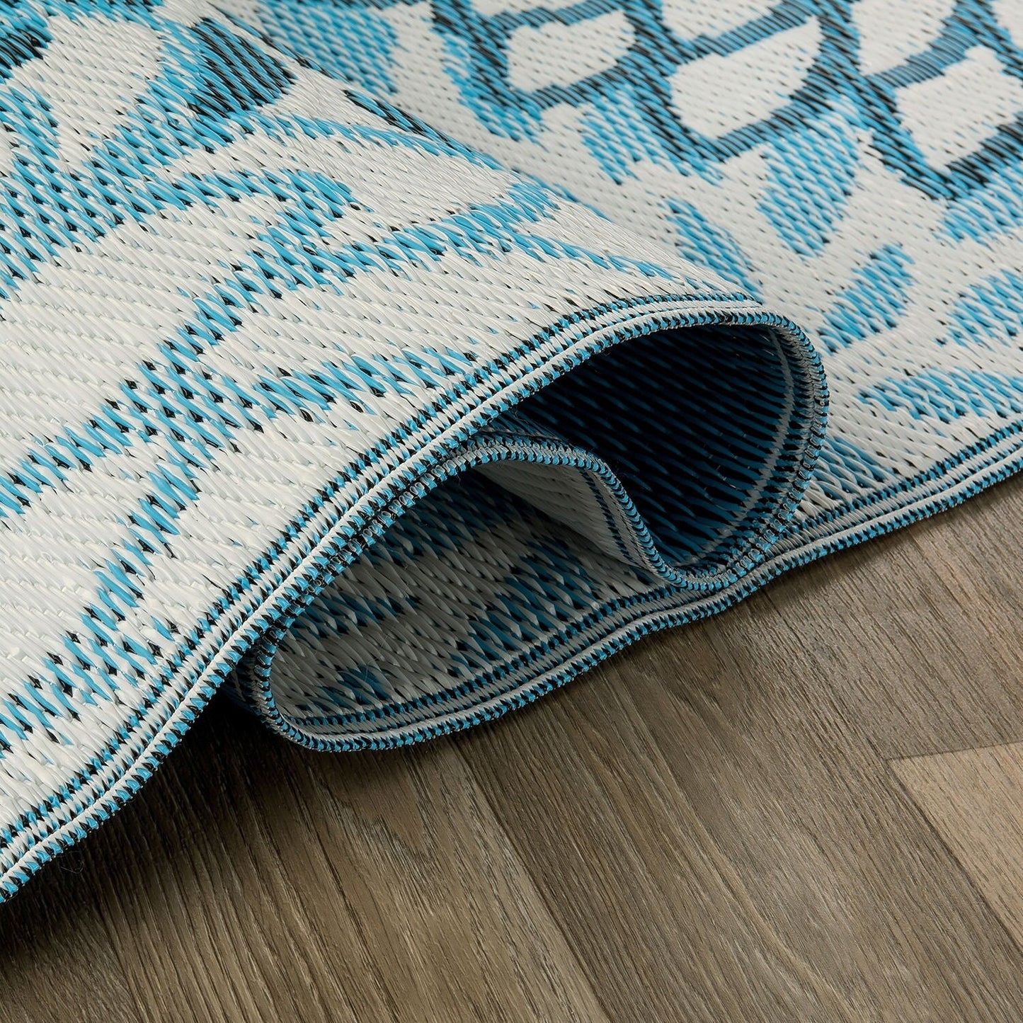 World Rug Gallery – Moderne, florale Aloha-Wendeteppiche aus recyceltem Kunststoff