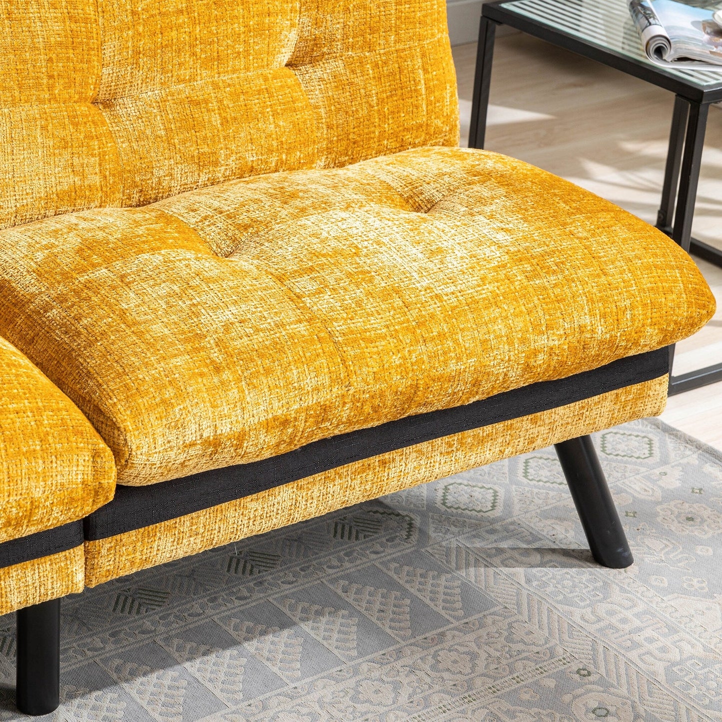 Gelbes 75,6 Chenille-Schlafsofa, umwandelbar, für zwei Personen, Futon-Sofa mit Metallbeinen für das Wohnzimmer