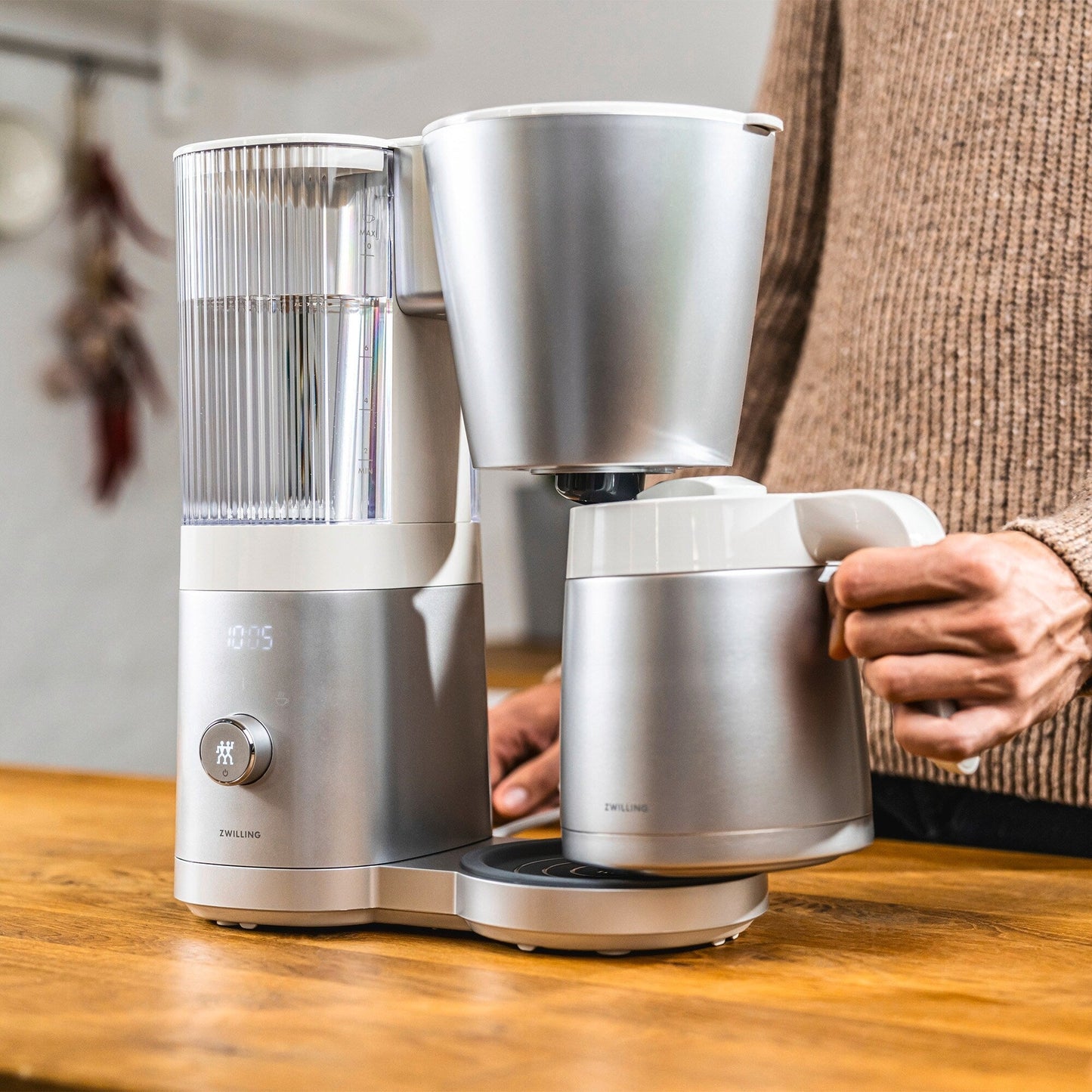 Zwilling Enfinigy Filterkaffeemaschine mit Thermokaraffe für 10 Tassen, ausgezeichnet mit dem SCA Golden Cup Standard – 2,5 qt