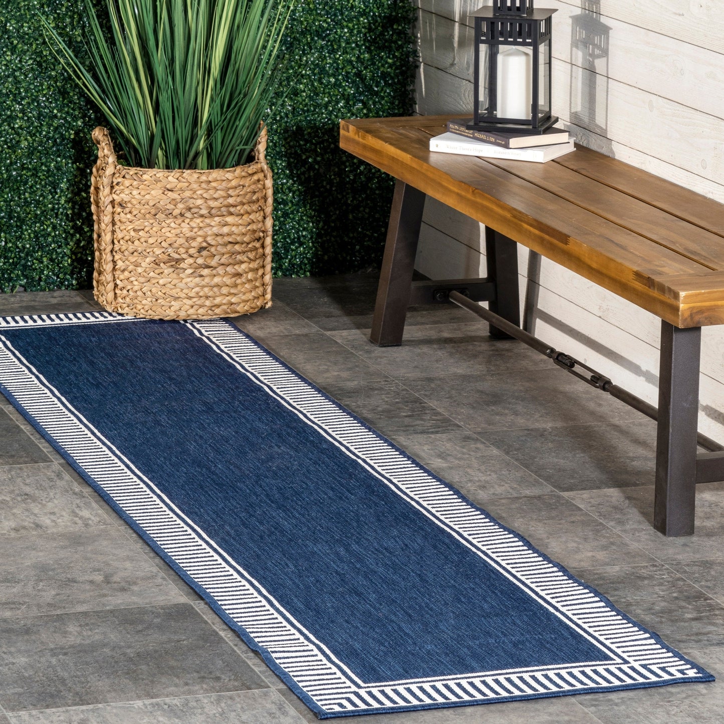Nuloom Leah Classic Bordered Indoor/Outdoor-Teppich
