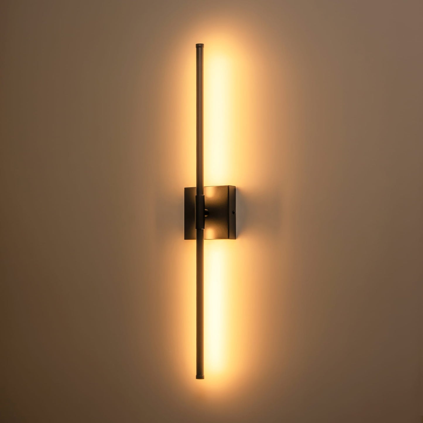 1-flammige, moderne, lange, lineare Wandleuchte in Schwarz/Gold/Nickel, dimmbare LED-Badezimmer-Waschtischleuchte