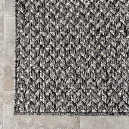 Nuloom Camryn Fischgräten-Teppich für drinnen und draußen