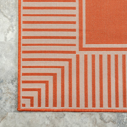 Nuloom Leah Classic Bordered Indoor/Outdoor-Teppich