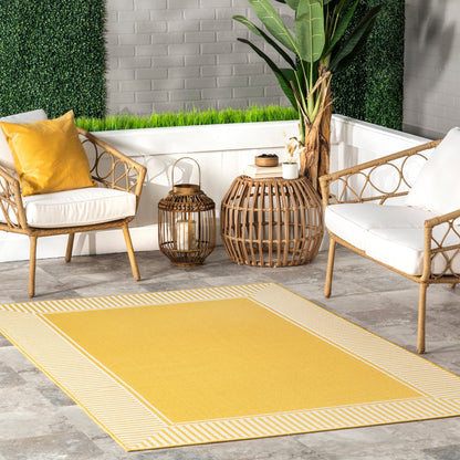 Nuloom Leah Classic Bordered Indoor/Outdoor-Teppich