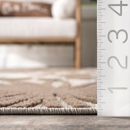 Nuloom Ronda Teppich für drinnen und draußen mit kräftigem Blumenmuster