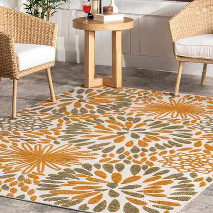 Nuloom Ronda Teppich für drinnen und draußen mit kräftigem Blumenmuster