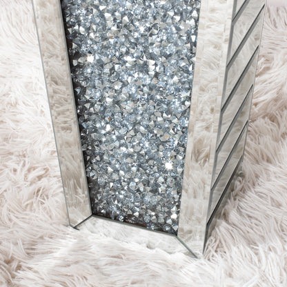 Hohe Bodenvase aus zerkleinerten Diamanten