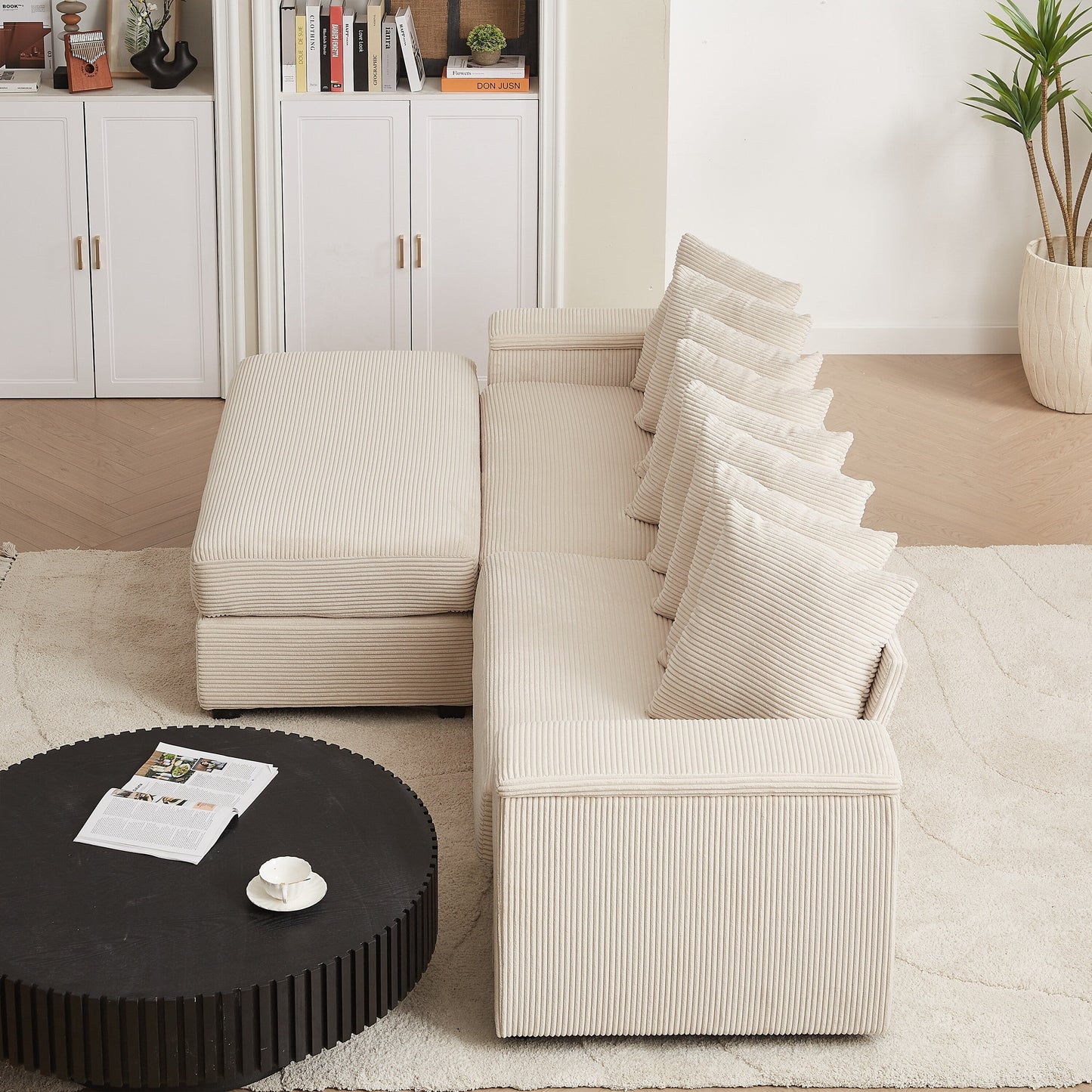 Luxury Sleeper Sofa Bed with Soft Cushion - Ultimate Comfort for Your Home