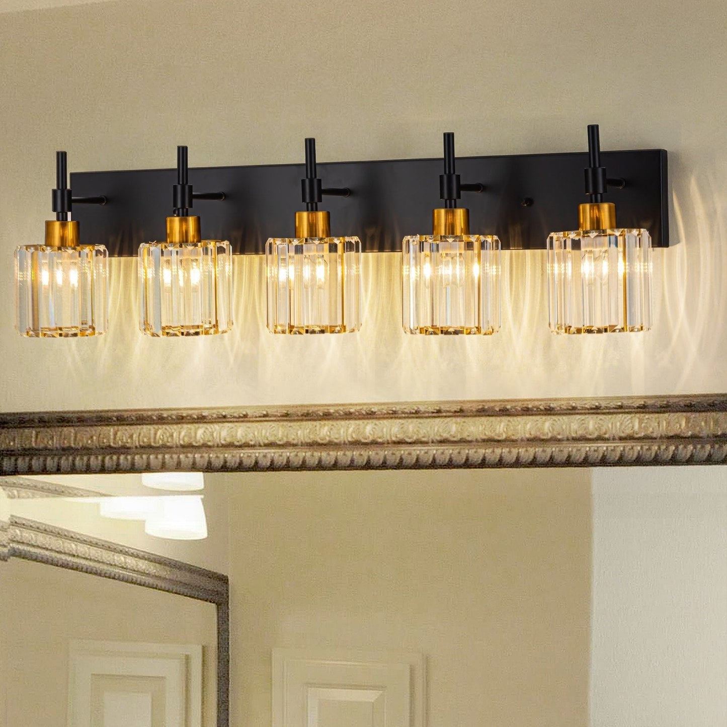 Moderne dimmbare Kristall-Badezimmer-Wandleuchten mit Waschtischleuchten und Kristallschirmen