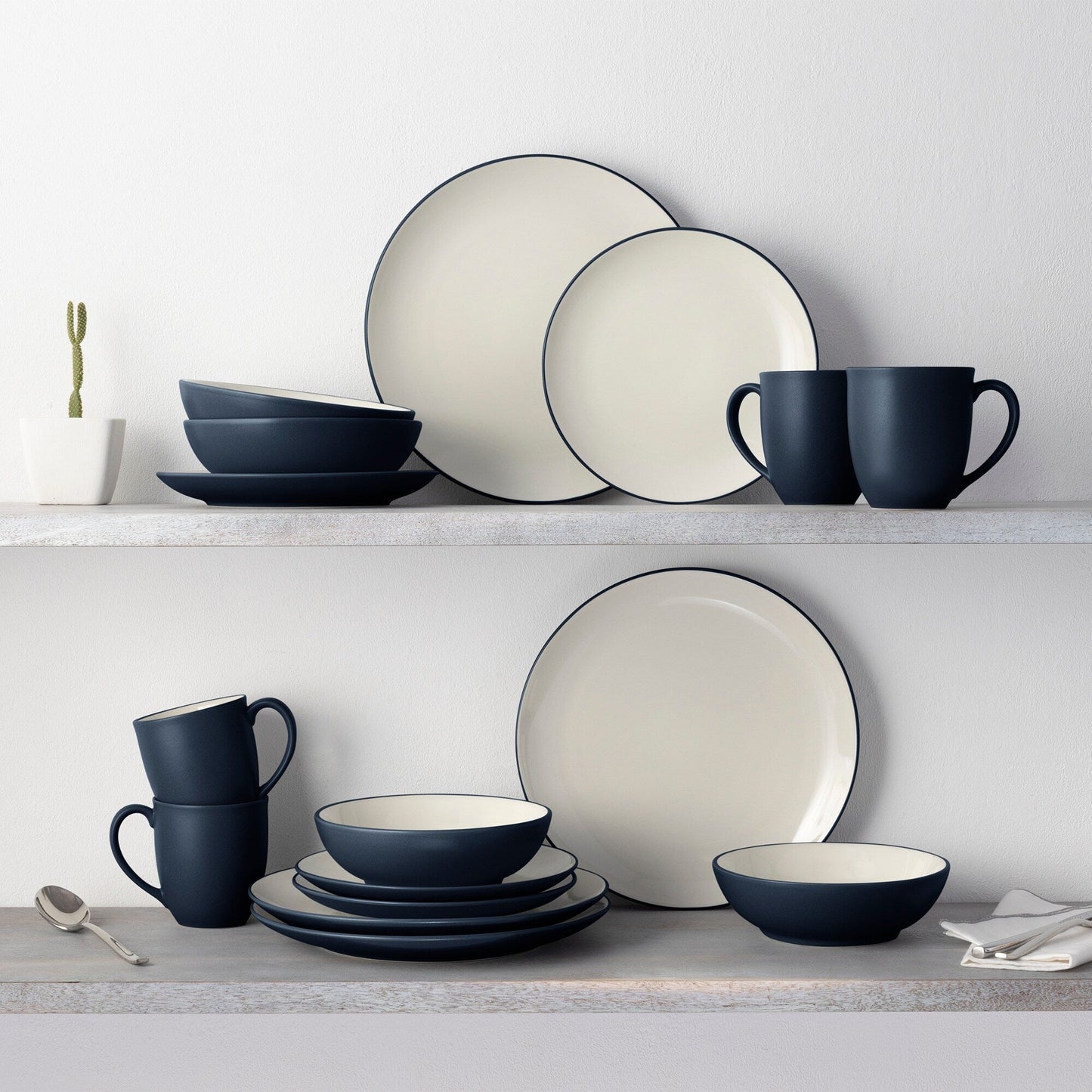 Noritake Colorwave 16-teiliges Coupe-Geschirrset, Service für 4
