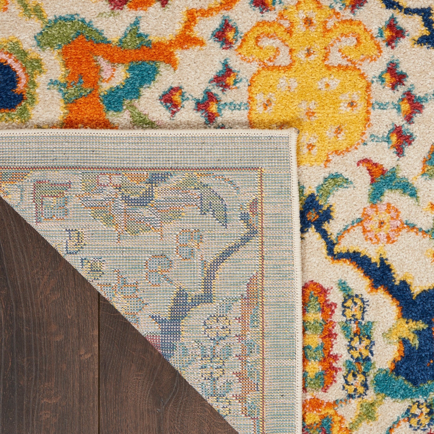 Nourison Allur Moderner Boho-Teppich mit Blumenmedaillon