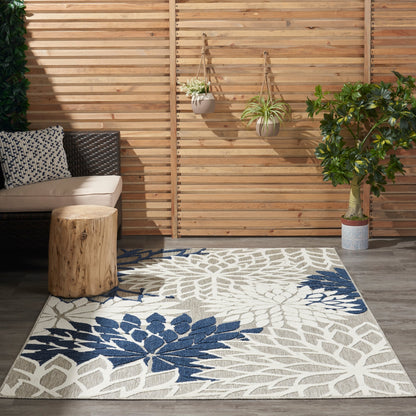 Nourison Aloha Floral Moderner Teppich für drinnen und draußen