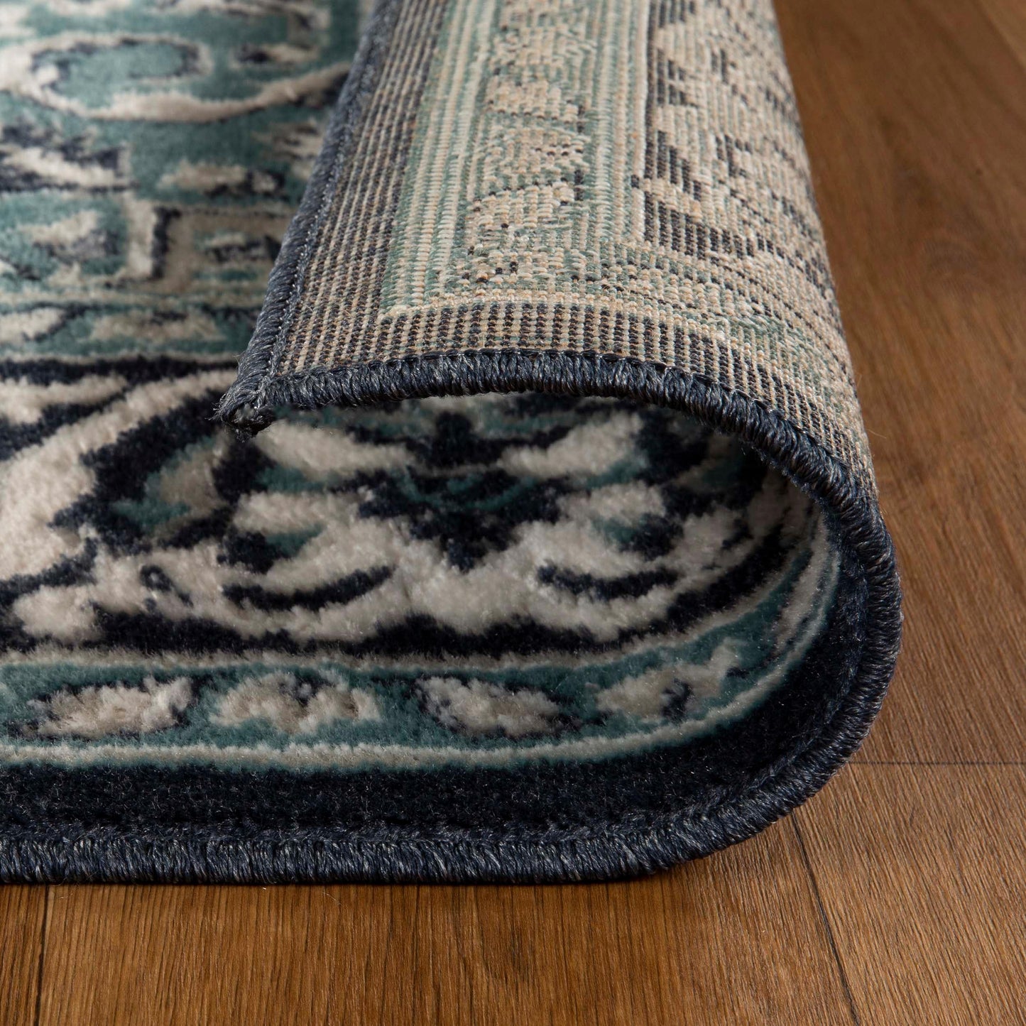 Hochwertiger Teppich Glendale mit Blumenmedaillon für den Innenbereich