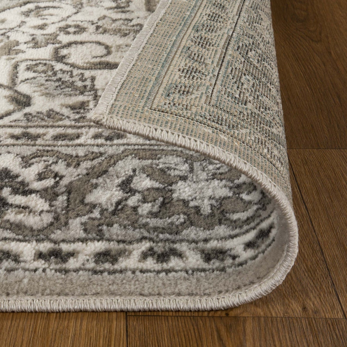 Hochwertiger Teppich Glendale mit Blumenmedaillon für den Innenbereich