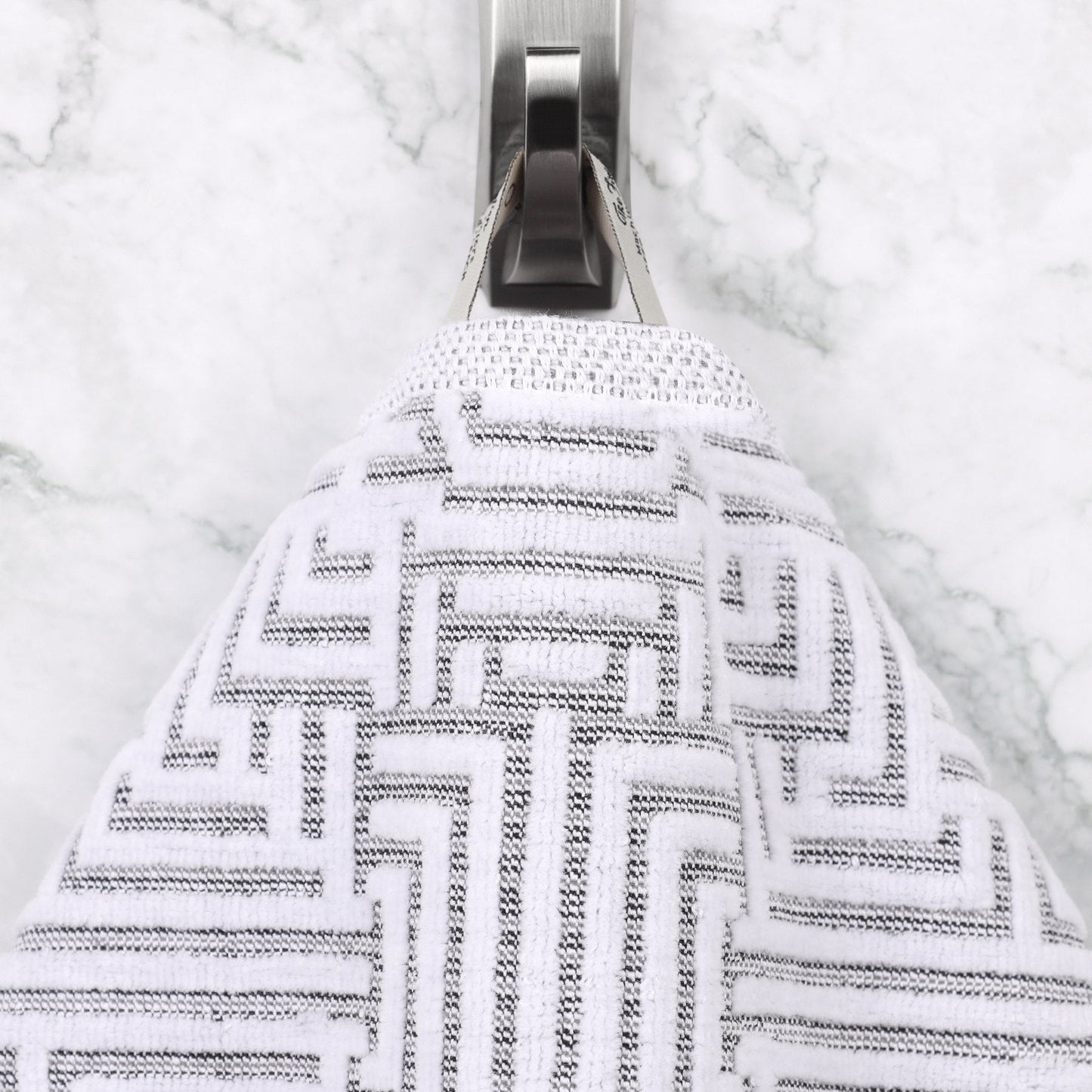 Superior Jasper Cotton Modern Jacquard Soft 3-teiliges Badezimmerhandtuch-Set