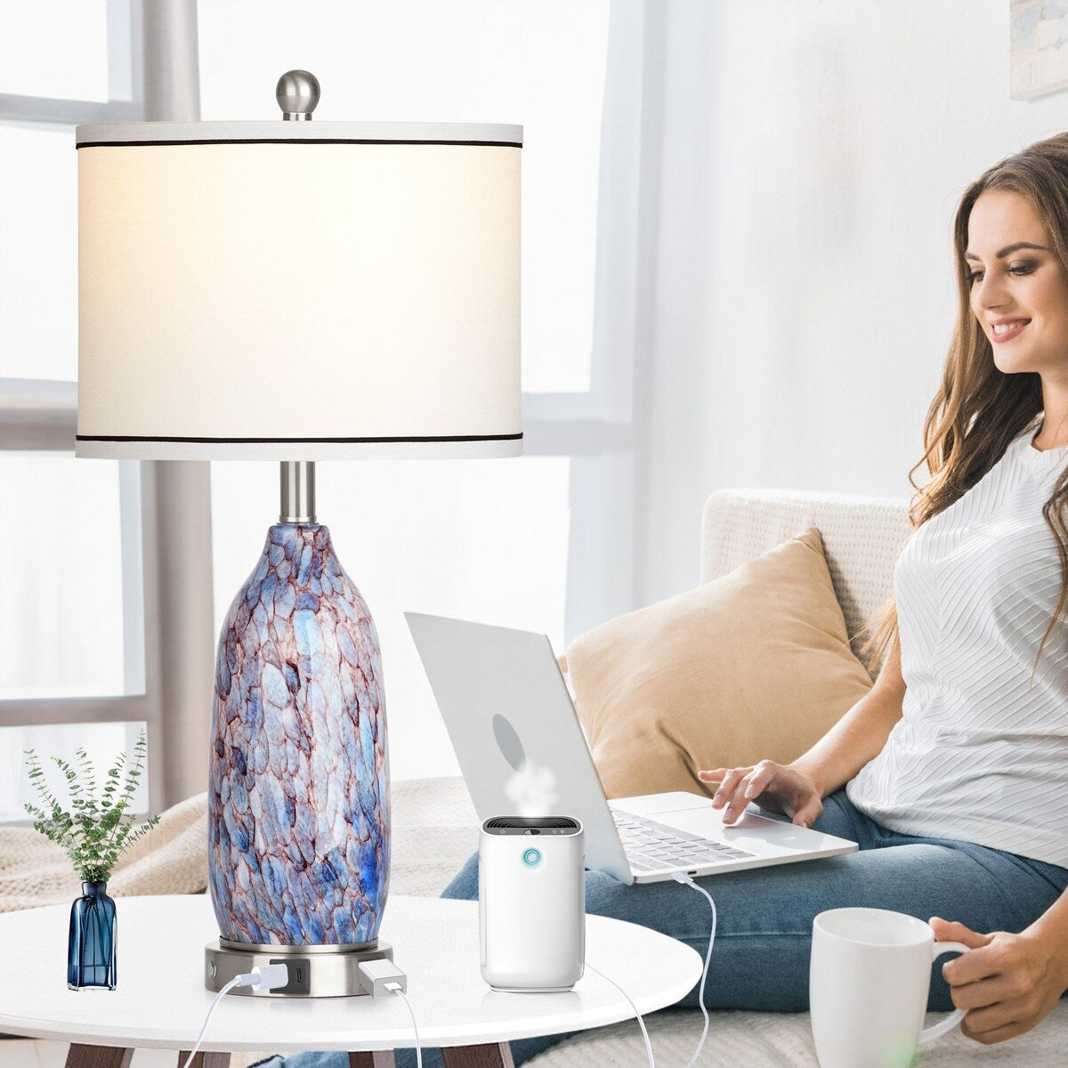 Tischlampe mit Nachtlicht 2in1 Indigoglas Lampenkörper Ladeanschlüsse AC-Steckdose Trommelschirm Touch-Dimmschalter (2er-Set)